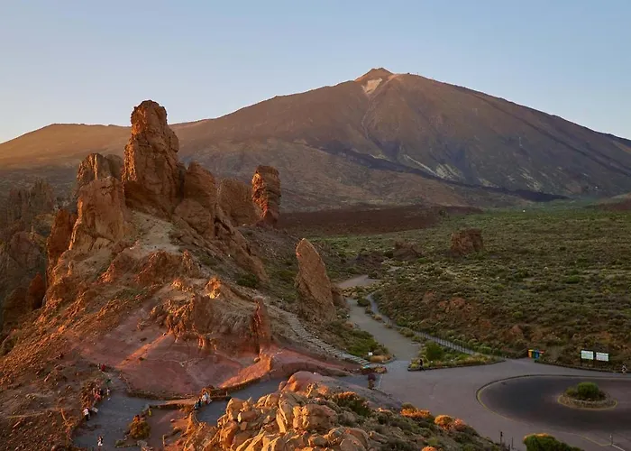 The Circular - Jacuzzi, Hiking & Vineyards