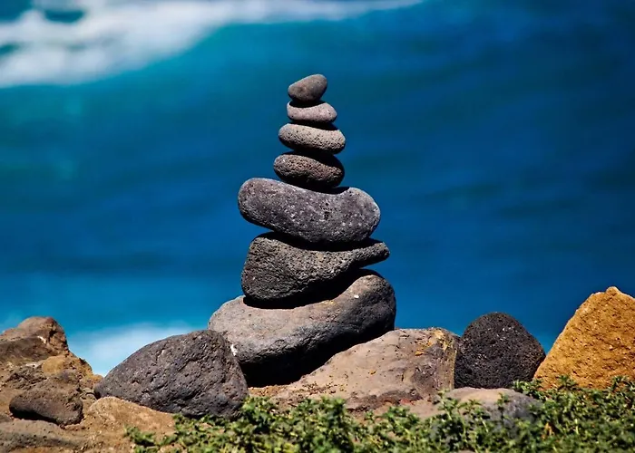 The Circular - Jacuzzi, Hiking & Vineyards *