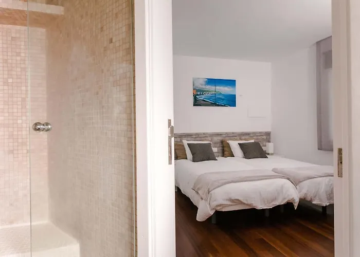 Villa The Circular - Jacuzzi, Hiking & Vineyards *