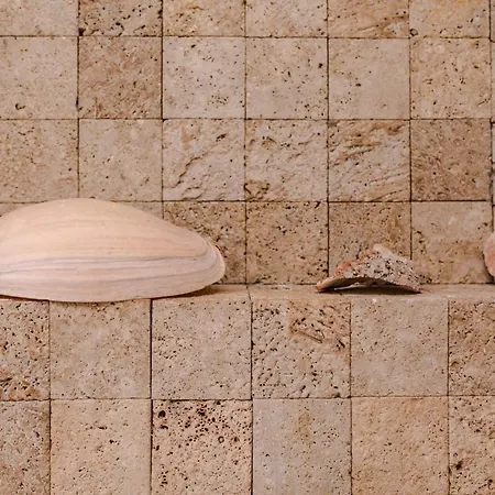 Villa The Circular - Jacuzzi, Hiking & Vineyards