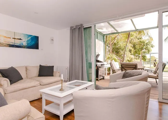 The Circular - Jacuzzi, Hiking & Vineyards Villa *