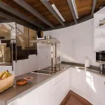 Villa The Circular - Jacuzzi, Hiking & Vineyards