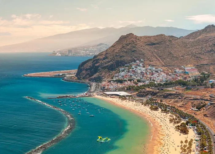 The Circular - Jacuzzi, Hiking & Vineyards Villa *