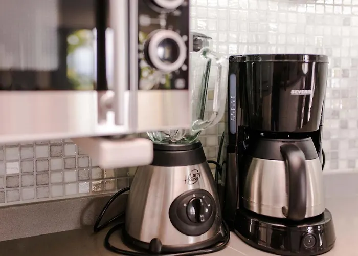 Willa The Circular - Jacuzzi, Hiking & Vineyards